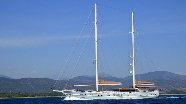 opus-yachting-nevra-queen-gulet-yacht-boat