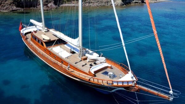 opus-yachting-motor-sailer-smyrna-1