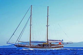 Cevri Hasan 4 yacht rental- Opus Yachting