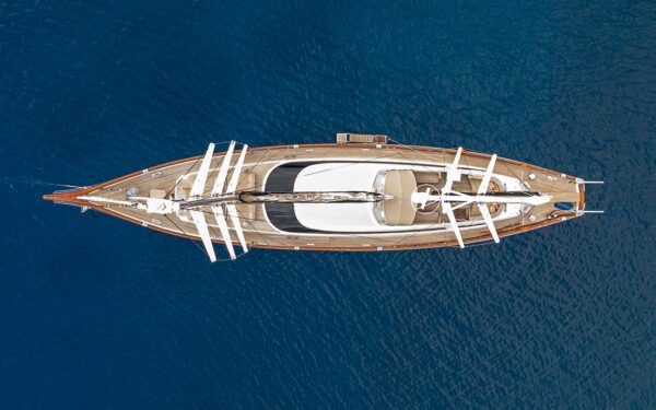 Glorious II sailing yacht